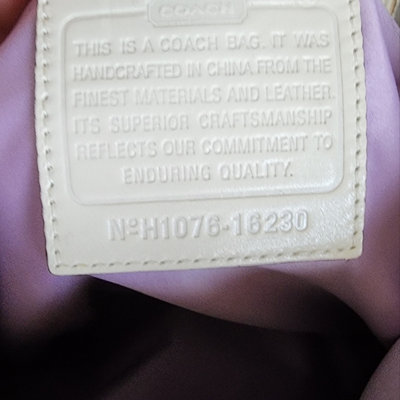 Coach Vintage Alexandra Op Art Purple Cream And Beige Large Shoulder Bag - Picture 9 of 9